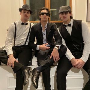 Meet your Posher, Taylor